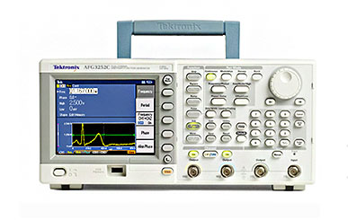AFG3021C 任意波形/函数信号发生器